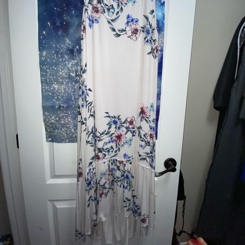 Entro Floral slight High-Low Dress